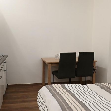 D57 - Appartments Park - Ubahn ウィーン エクステリア 写真